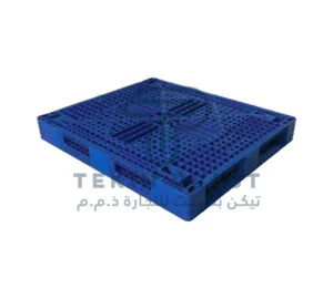 Heavy-duty plastic pallet measuring 130x110x150 cm with 6 runners, model TP-09.